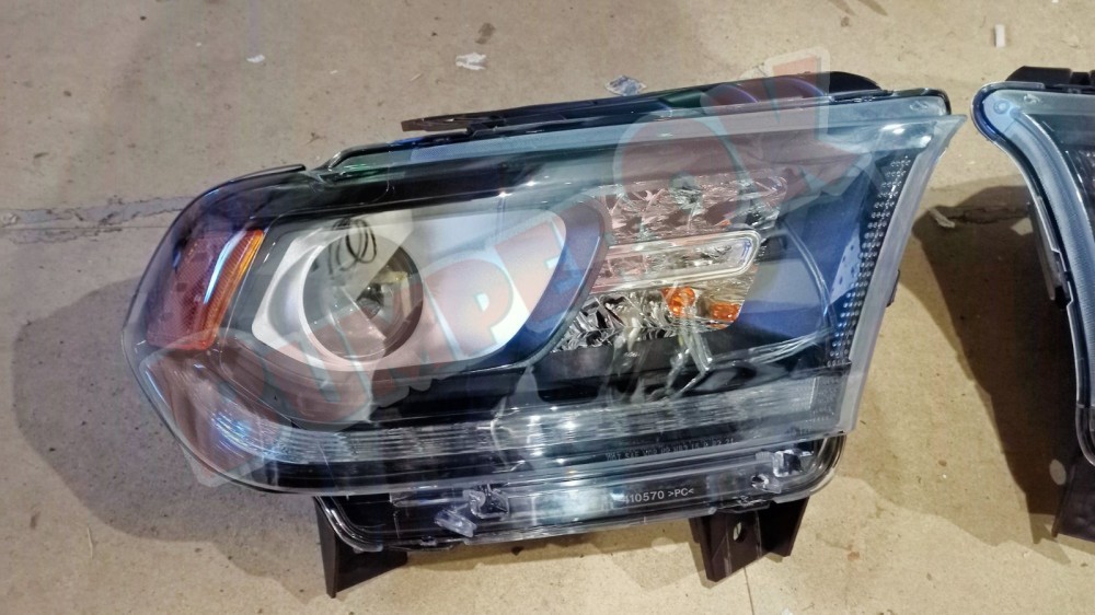 Комплект фар Xenon Китай Dodge Durango 2010- - 3