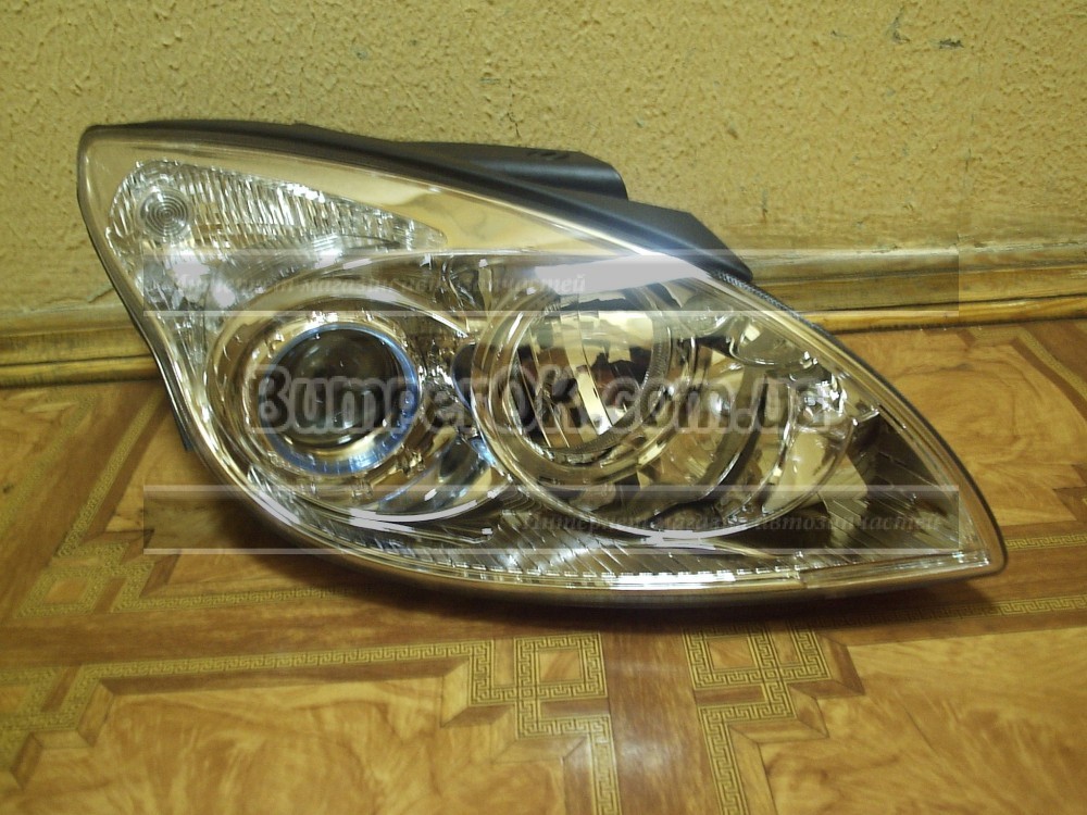Фара правая хром. Hyundai i30 - 2