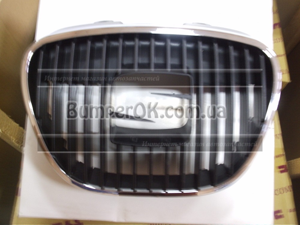 Решетка радиатора хром. Seat Ibiza/Cordoba - 2