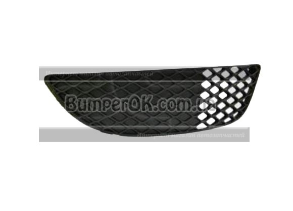 Решетка противотуманки правая Mitsubishi Lancer X - 2