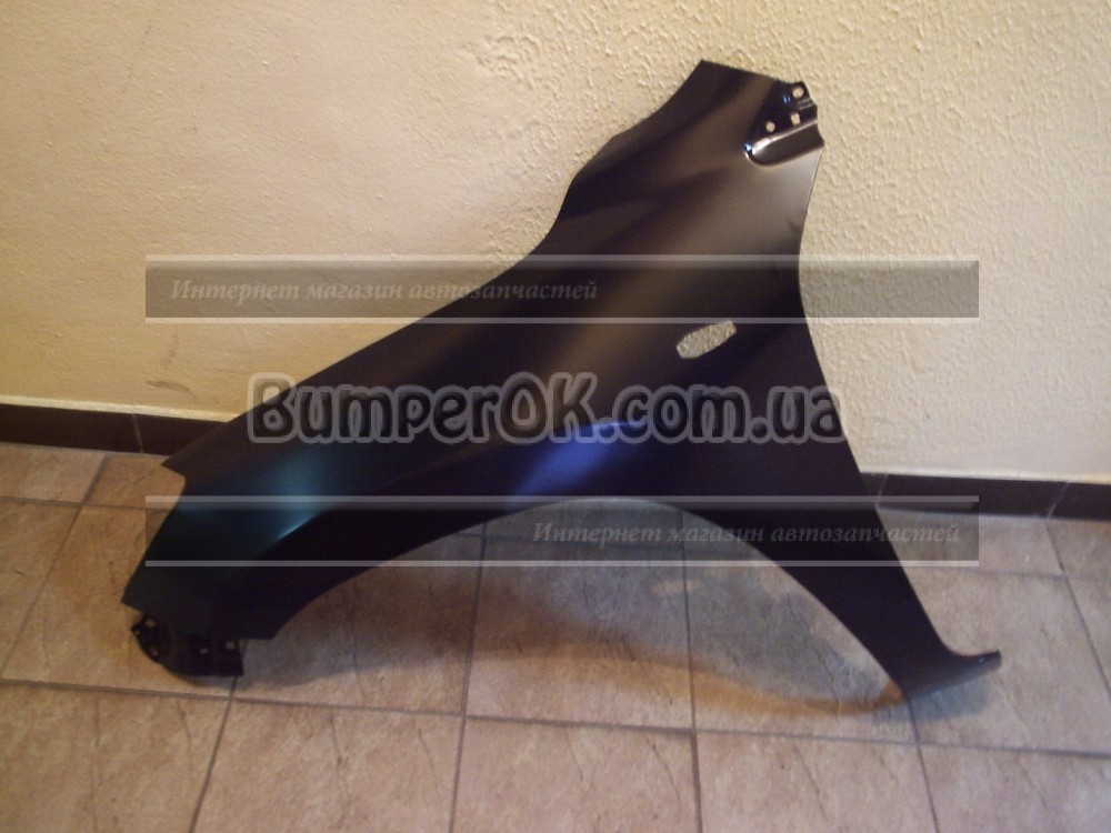 Крыло правое +поворотник -рант Toyota RAV4 06-10 - 2