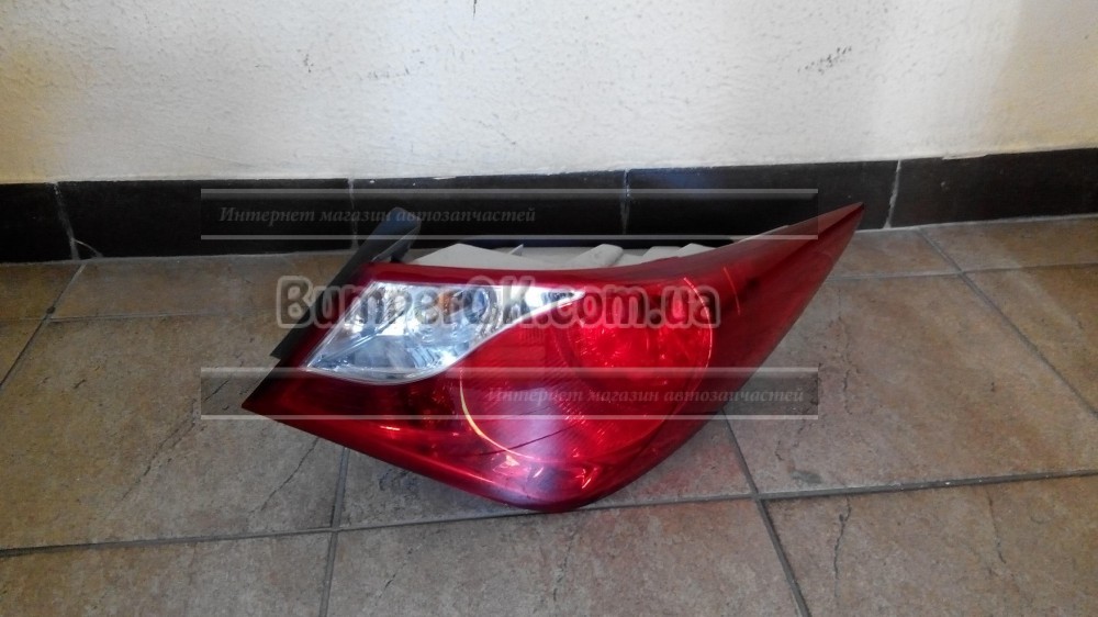Фонарь задний правый внешний Hyundai Sonata YF - 2