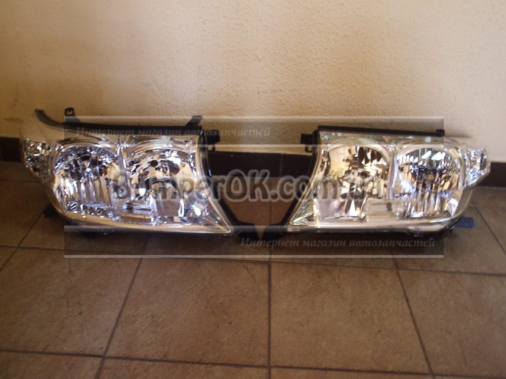 Фара левая Toyota Land Cruiser 200 07-12 - 2