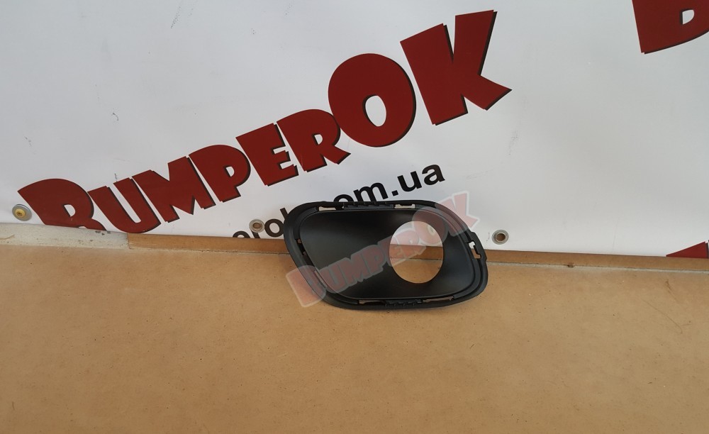 Решітка фари протитуманної ліва Jeep Cherokee KL 2013-2018 - 2