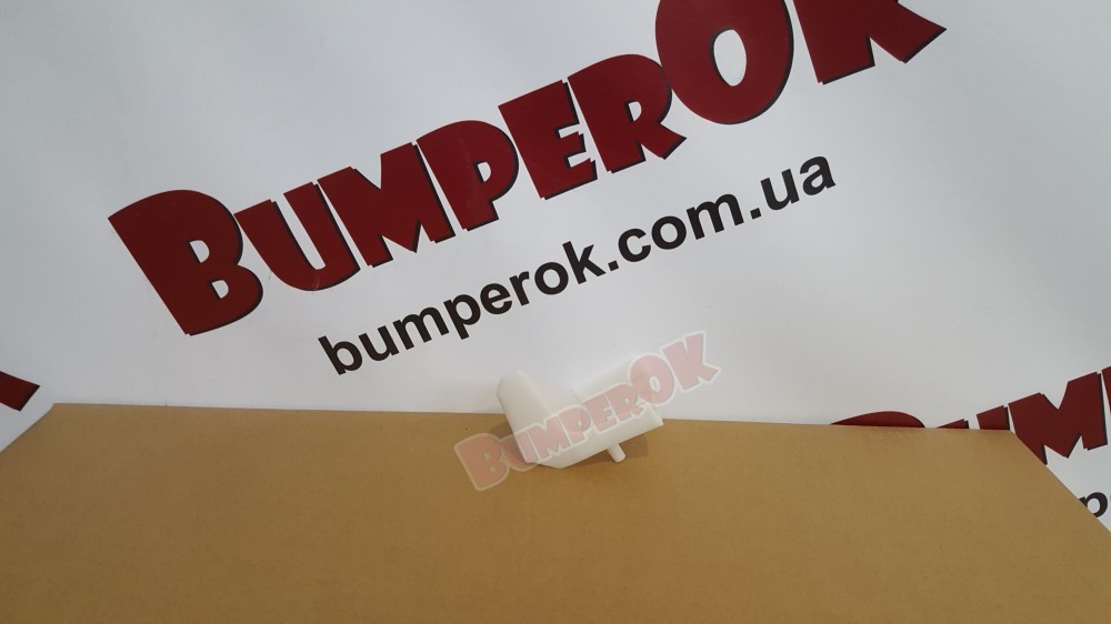 Кронштейн заднього бампера правий короткий на крилі Ford Kuga / Escape 2013-2017 - 2