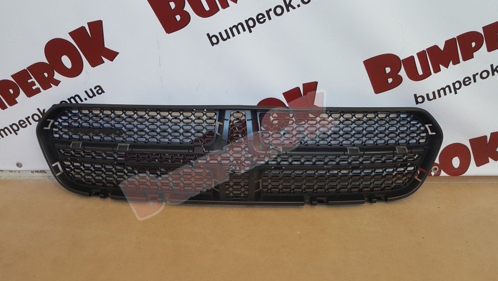 Решітка радіатора внутрішня Dodge Durango 2014- - 2