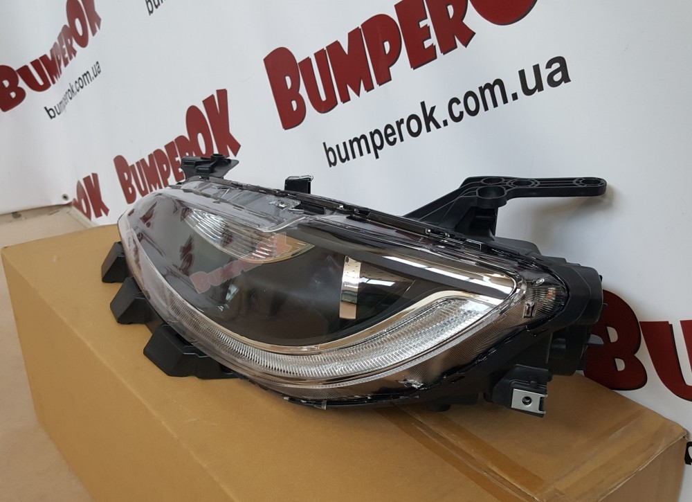 Фара ліва чорна вставка LED Chrysler 200 2014- - 4