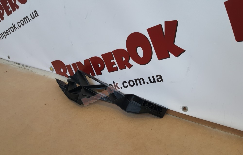 Кронштейн передній правий під фарою Dodge Grand Caravan 2011- - 3