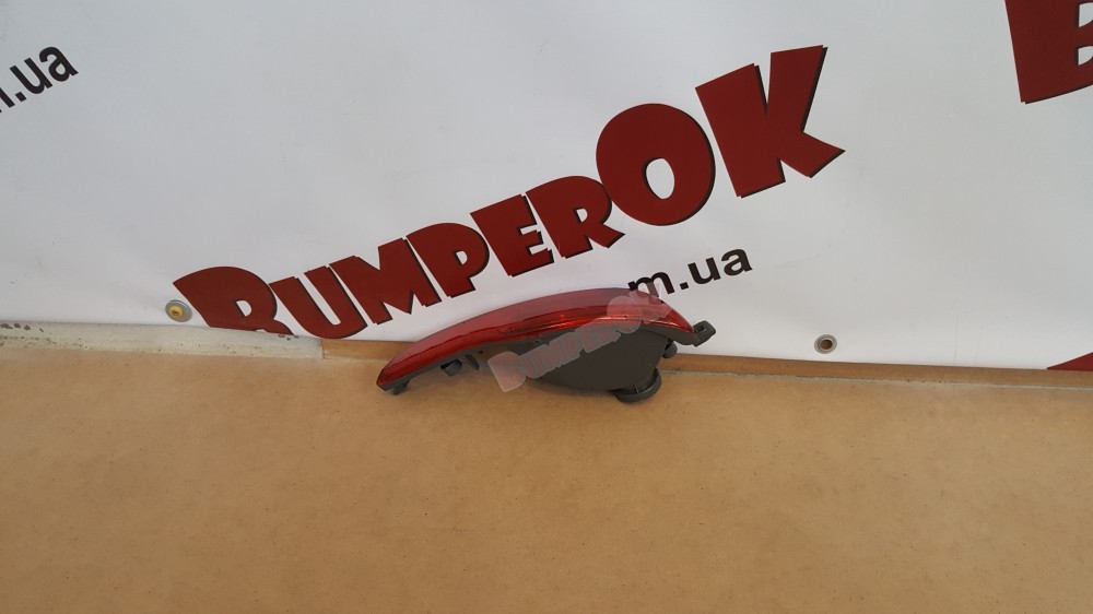 Ліхтар протитуманний у бампер задній правий Jeep Cherokee KL 2013-2018 - 3