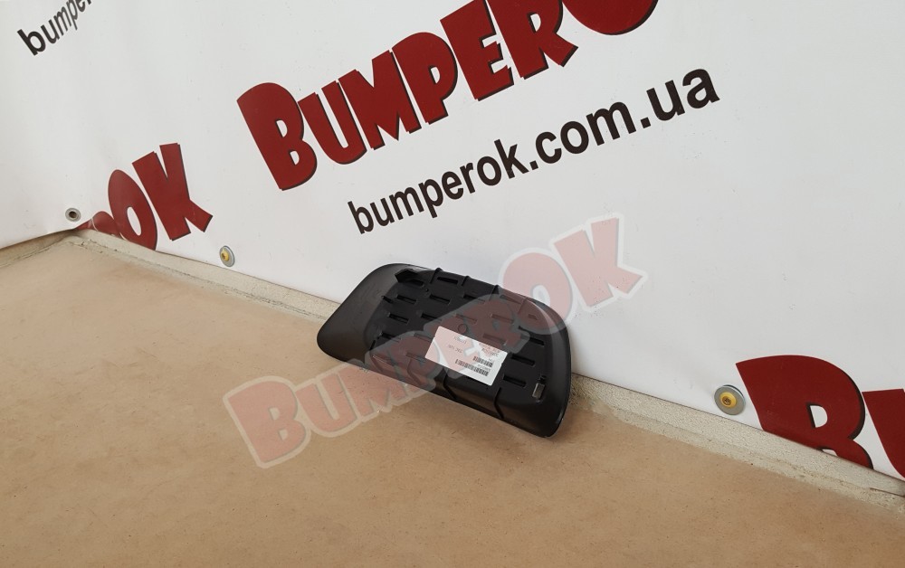Решітка туманки права без отвору туманки Dodge Grand Caravan 2011- - 5