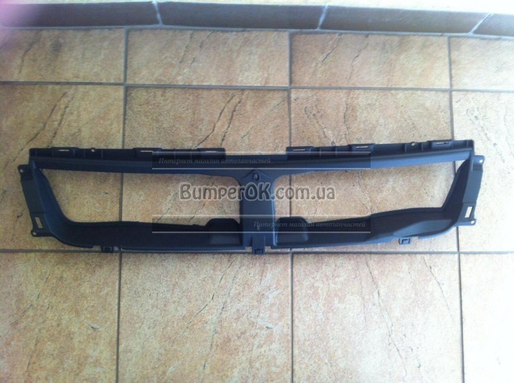 Решетка Suzuki Grand Vitara