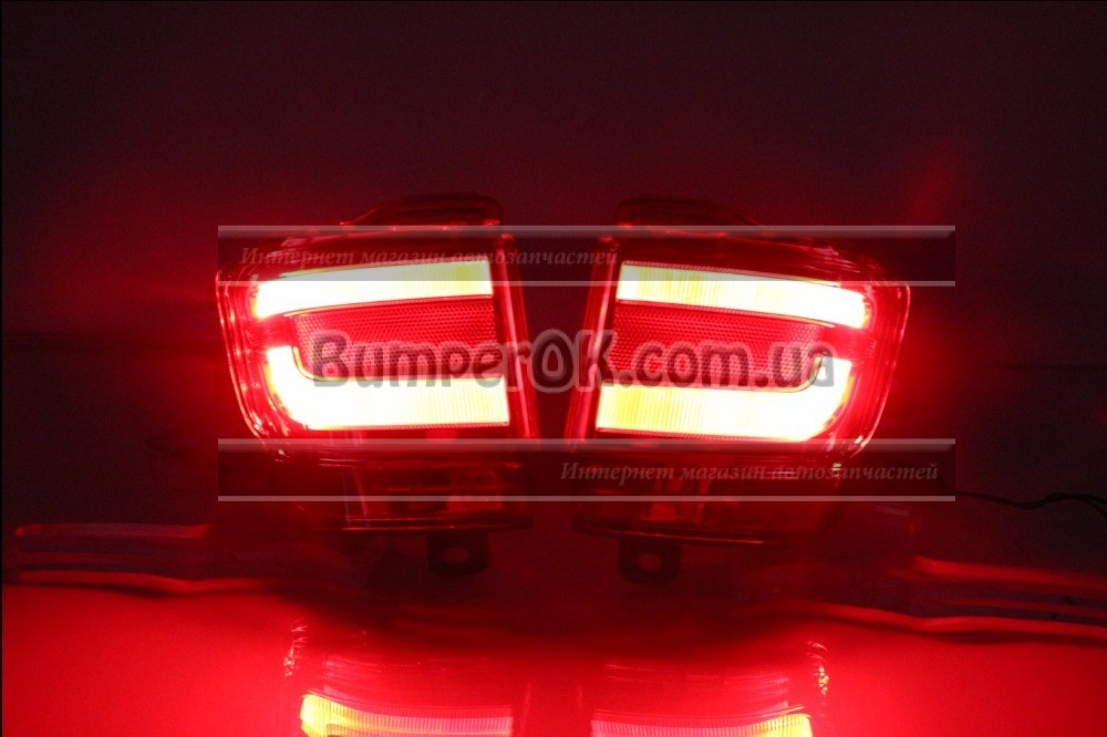 Задние противотуманки Toyota Land Cruiser 200