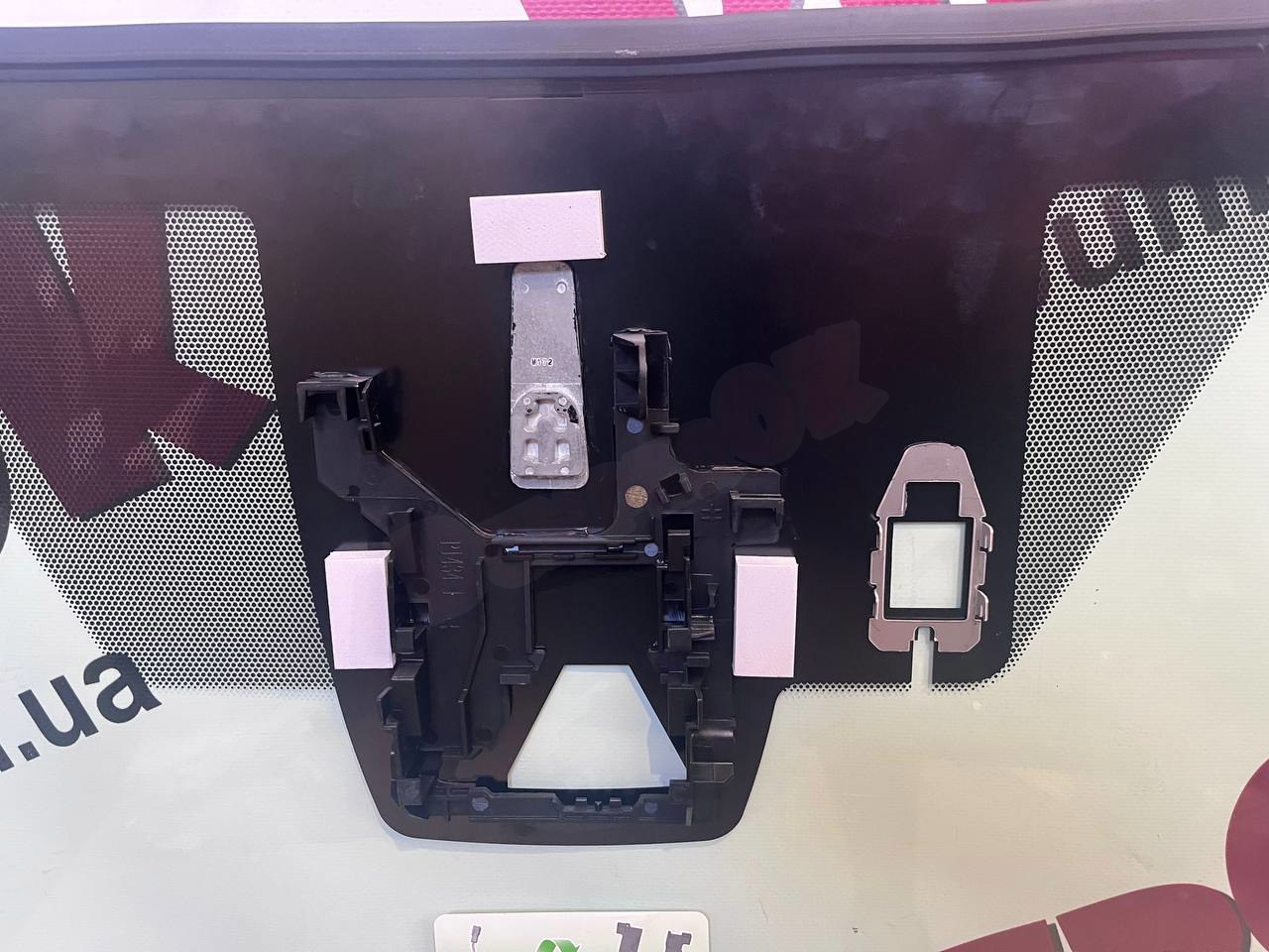 Скло лобове Toyota RAV4 2019-2022 датчик дощу камера - 4